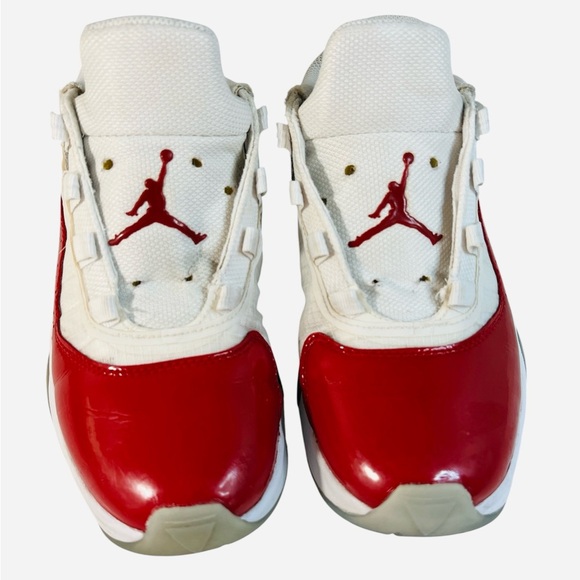 Nike Air Jordan 11 CMFT Low White Gym Red Basketball Shoes, Size Youth 4.5 - Picture 1 of 8
